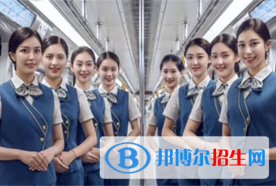 成都2023年讀鐵路學校一年要多少錢