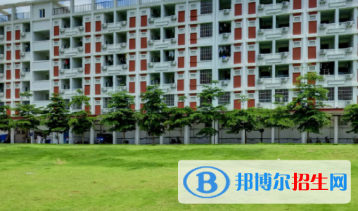 廣西2023年有計(jì)算機(jī)學(xué)校的大專