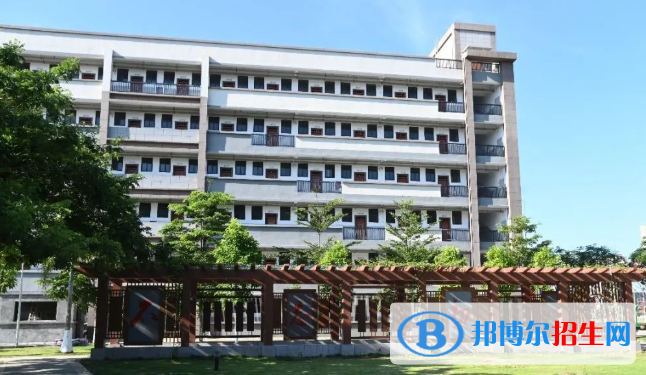 華東師范大學澄邁實驗中學2023年招生辦聯系電話 