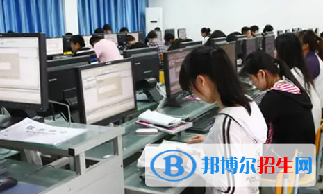 廣西2023年中專計(jì)算機(jī)學(xué)校專業(yè)都學(xué)什么
