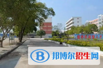 廣西2023年女生學計算機學校怎么樣