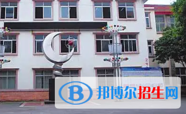 廣西2023年初中生學計算機學校怎樣