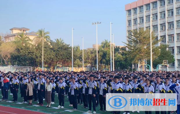 海口市中考英語總分(滿分）是多少（附?？谑兄锌汲煽儾樵內肟冢? width=