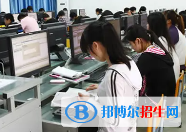 廣西2023年初中生上計(jì)算機(jī)學(xué)校好不好