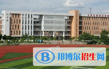 廣西2023年初中女生讀什么計算機(jī)學(xué)校好