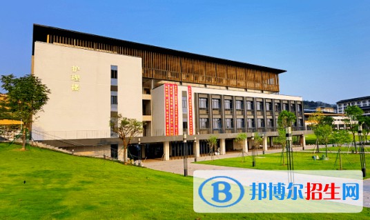 廣東云浮中醫(yī)藥職業(yè)學(xué)院是大專嗎，是大專還是中專？