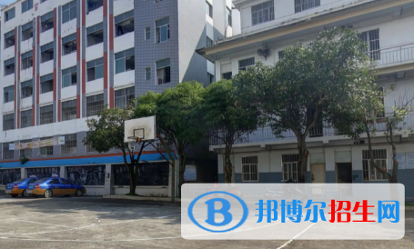廣西2023年中生可以上計算機(jī)學(xué)校嗎