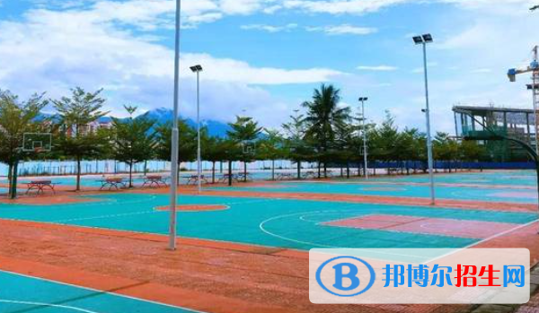 樂東中學(xué)2023年招生辦聯(lián)系電話 