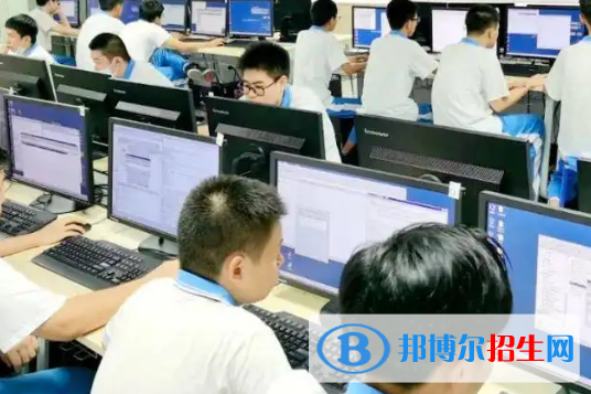 廣西2023年讀計算機學校什么專業(yè)最好