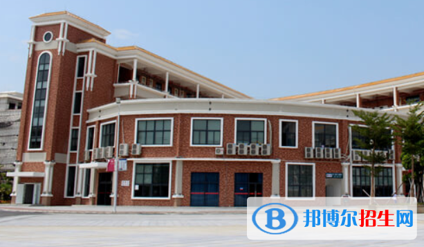 華東師范大學(xué)第二附屬中學(xué)樂東黃流中學(xué)2023年報(bào)名條件、招生要求、招生對(duì)象 