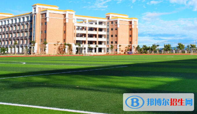 華東師范大學(xué)第二附屬中學(xué)樂東黃流中學(xué)2023年怎么樣、好不好