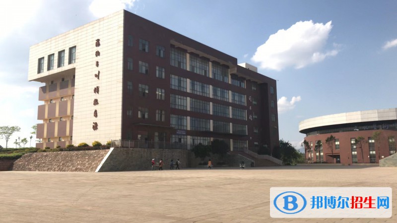 云南2023年初中畢業(yè)報(bào)什么中專(zhuān)學(xué)校最好