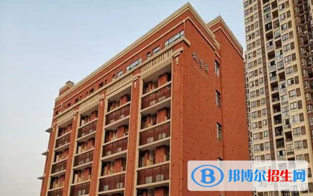重慶史迪威外語學(xué)校高中部2023年招生政策2