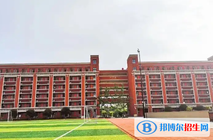 重慶史迪威外語學(xué)校高中部2023年課程體系2