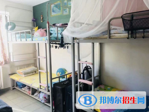 中華女子學(xué)院宿舍條件怎么樣？有空調(diào)嗎（宿舍真實(shí)內(nèi)景圖片）