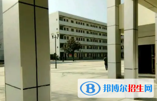 安徽2023年讀汽修學校要分數嗎