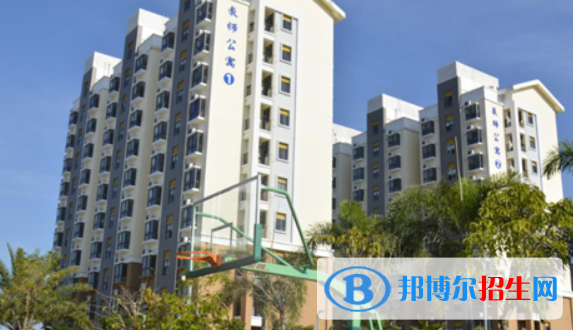 中央民族大學附屬中學陵水分校2023年學費、收費多少 