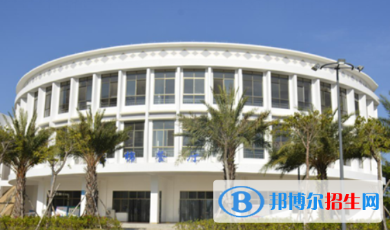 中央民族大學附屬中學陵水分校2023年學費、收費多少 