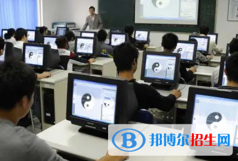 廣西2023年女生讀計(jì)算機(jī)學(xué)校怎么樣