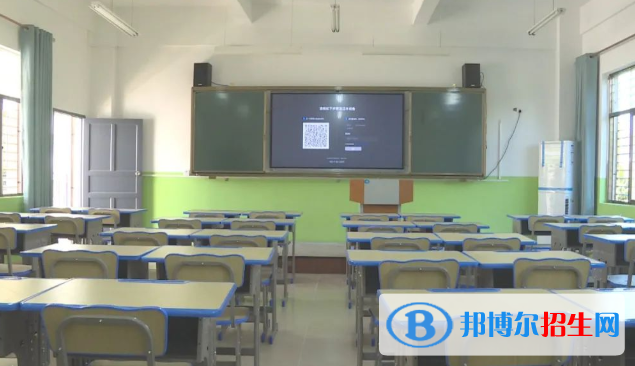 保亭中學(xué)2023年學(xué)費、收費多少 