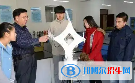 大學(xué)應(yīng)用氣象技術(shù)專業(yè)可以從事哪些工作？