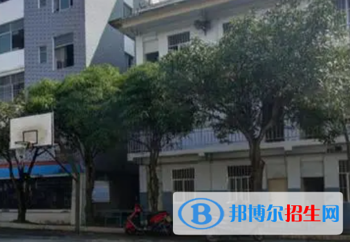 廣西2023年計(jì)算機(jī)學(xué)校和中專有哪些區(qū)別