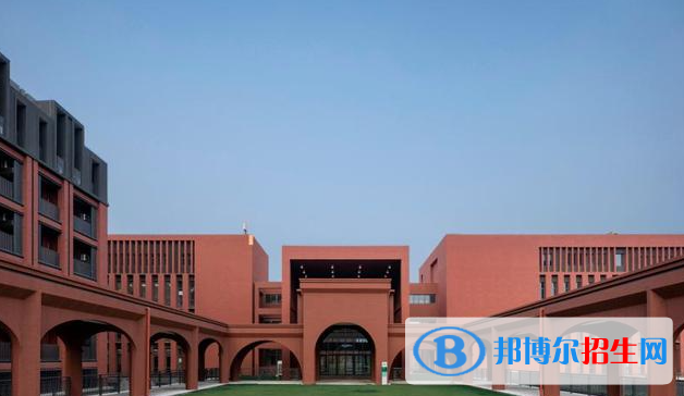 南京外國(guó)語(yǔ)學(xué)校2023年課程體系
