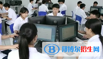 大學(xué)云計(jì)算技術(shù)與應(yīng)用專業(yè)可以從事哪些工作？