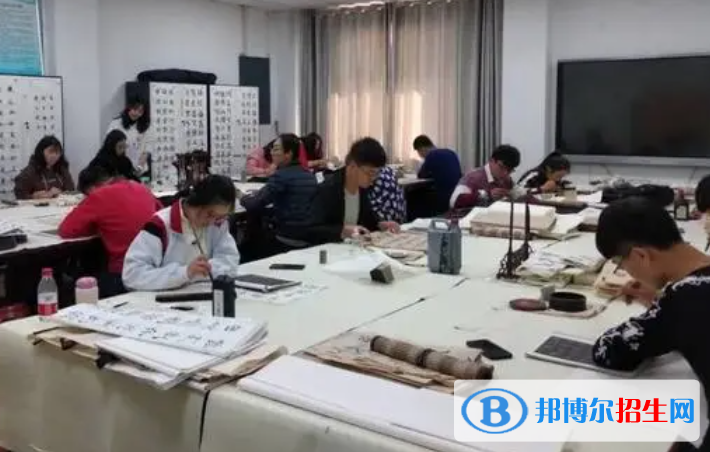 大學(xué)書法學(xué)專業(yè)可以從事哪些工作？