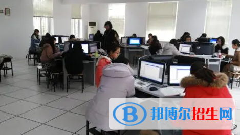 大學(xué)信用管理專業(yè)可以從事哪些工作？