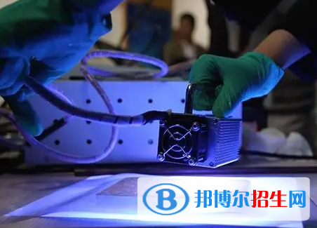大學(xué)光電顯示技術(shù)專(zhuān)業(yè)可以從事哪些工作？
