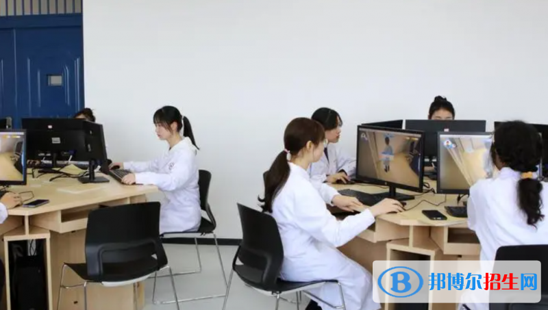 大學(xué)公共衛(wèi)生管理專業(yè)可以從事哪些工作？