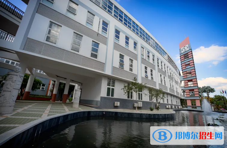 南京第三高級(jí)中學(xué)國(guó)際部2023年學(xué)費(fèi)標(biāo)準(zhǔn)