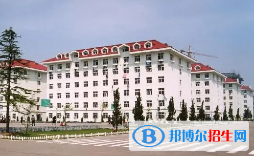 青島飛洋職業(yè)技術學院是大專還是中專(青島飛洋職業(yè)技術學院)