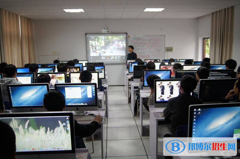 蘭州2023年職業(yè)技術(shù)計(jì)算機(jī)學(xué)校什么專業(yè)好