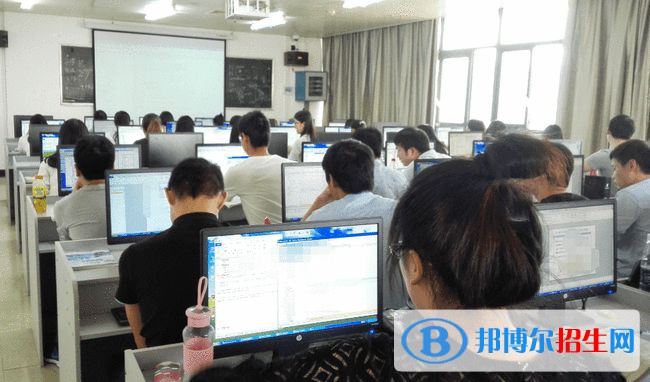 蘭州2023年職業(yè)技術(shù)計(jì)算機(jī)學(xué)校什么專業(yè)好