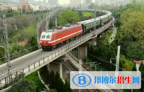 浙江2023年可以讀鐵路學校的大專