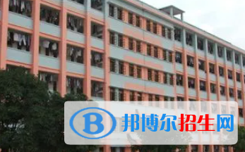 廣西2023年讀計(jì)算機(jī)學(xué)校多少錢