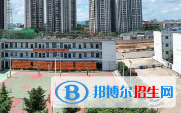 廣西2023年讀計(jì)算機(jī)學(xué)校多少錢