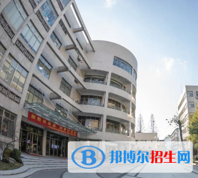 杭州2023年中專學校和中專有哪些區(qū)別