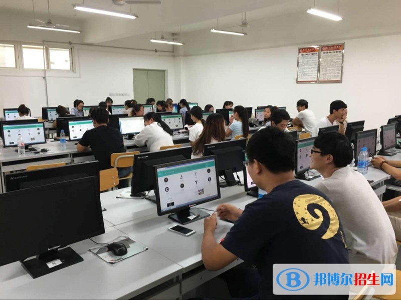 蘭州2023年女孩上計算機(jī)學(xué)校學(xué)什么好