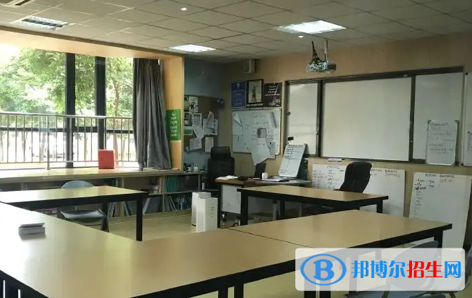 牛津國際公學常州學校初中部2023年入學考試