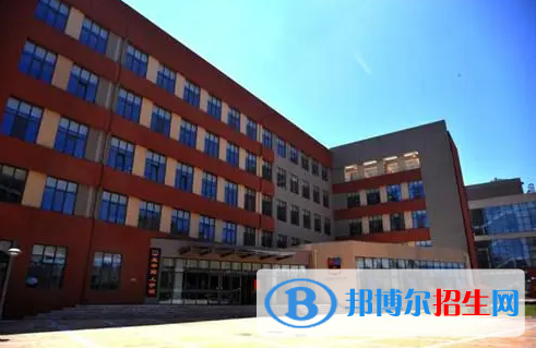 牛津國際公學(xué)常州學(xué)校初中部2023年學(xué)費(fèi)標(biāo)準(zhǔn)2