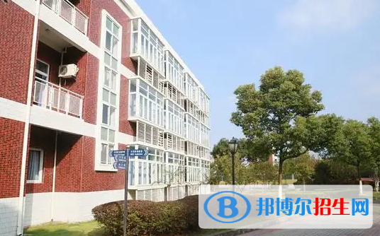上海民辦中芯學(xué)?？孔V嗎2