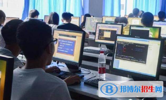 蘭州2023年讀中專好還是計算機學校