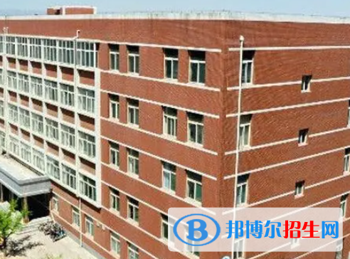山西國際商務(wù)職業(yè)學(xué)院是大專還是中專（山西國際商務(wù)職業(yè)學(xué)院）