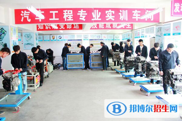 云南2023年中專學(xué)校和職高哪個好