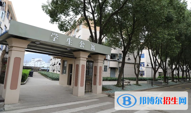 浙江2023年怎么上中專學(xué)校