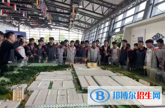 杭州2023年中專學校有什么專業(yè)適合男生