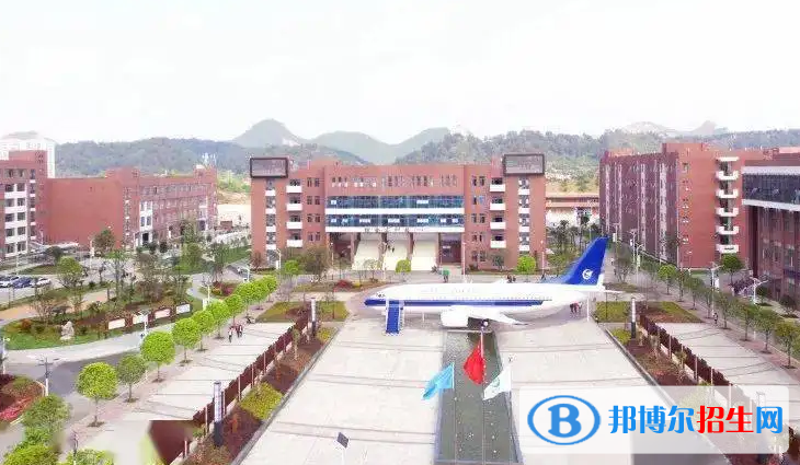 貴州2023年鐵路學校好還是大專好